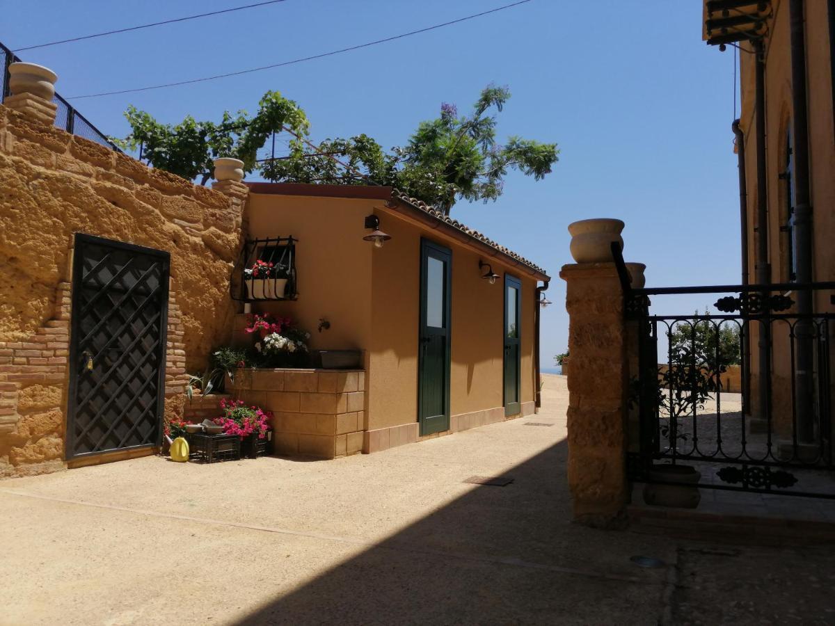 אגריג'נטו A Casa Di Mammi Nella Valle Dei Templi מראה חיצוני תמונה